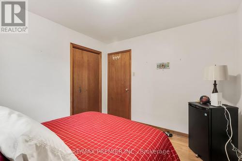 4178 Dursley Crescent, Mississauga, ON - Indoor Photo Showing Bedroom