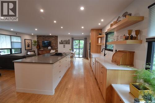 3335 Merritt Street, Saskatoon, SK - Indoor Photo Showing Kitchen