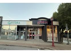 33735 ESSENDENE AVENUE Abbotsford, BC V2S 2G7
