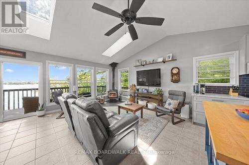 781 North Shore Road, Rideau Lakes, ON - Indoor Photo Showing Living Room