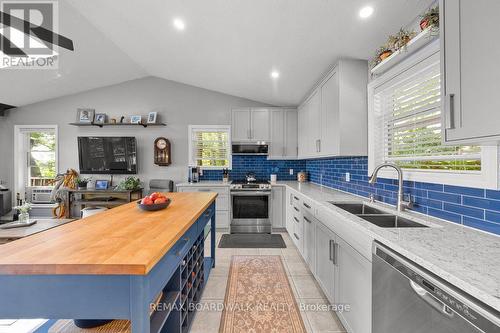 781 North Shore Road, Rideau Lakes, ON - Indoor Photo Showing Kitchen With Double Sink With Upgraded Kitchen