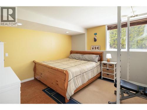 3013 Brindisi Place, Kelowna, BC - Indoor Photo Showing Bedroom