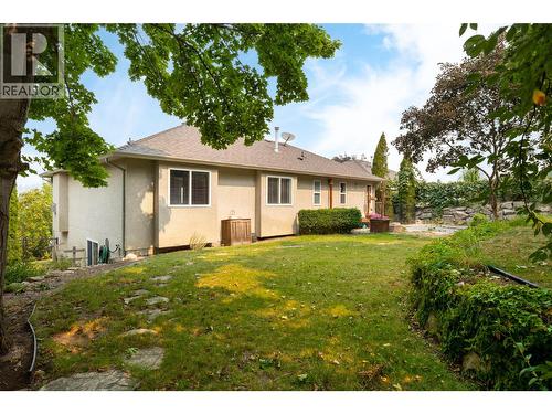 3013 Brindisi Place, Kelowna, BC - Outdoor