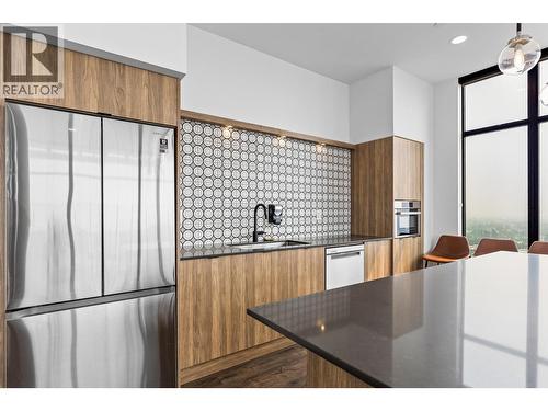 1471 St. Paul Street Unit# 1707, Kelowna, BC - Indoor Photo Showing Kitchen