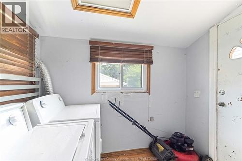 1396 Janette, Windsor, ON - Indoor Photo Showing Other Room