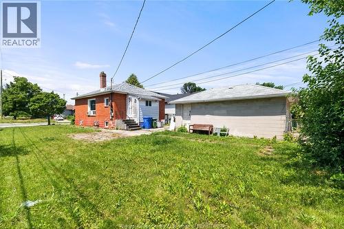 1396 Janette, Windsor, ON - Outdoor