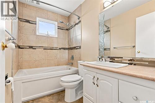 133 Lloyd Crescent, Saskatoon, SK - Indoor Photo Showing Bathroom