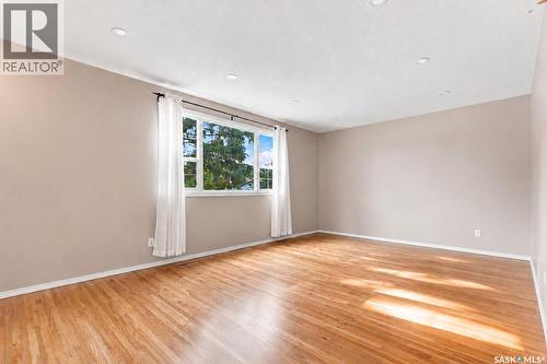 133 Lloyd Crescent, Saskatoon, SK - Indoor Photo Showing Other Room
