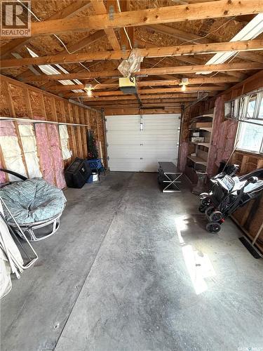 133 Lloyd Crescent, Saskatoon, SK - Indoor Photo Showing Garage