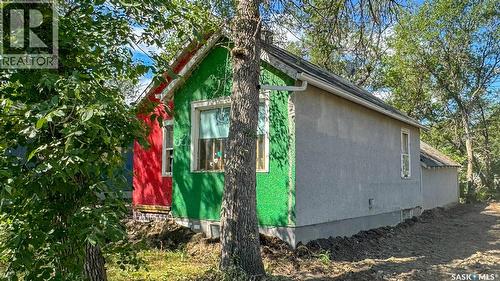 1024 Athol Street, Regina, SK - Outdoor