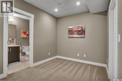 6F 110 Centennial Boulevard, Warman, SK - Indoor Photo Showing Other Room
