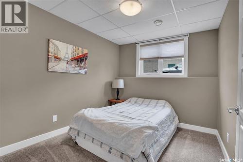 6F 110 Centennial Boulevard, Warman, SK - Indoor Photo Showing Bedroom