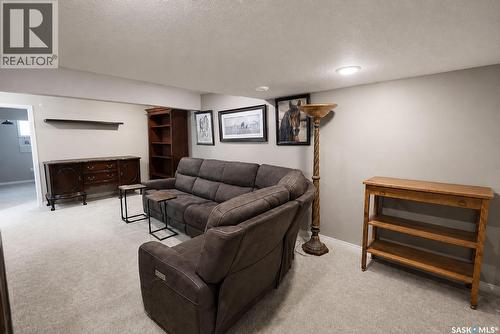 309 1851 Pederson Drive, Prince Albert, SK - Indoor Photo Showing Other Room