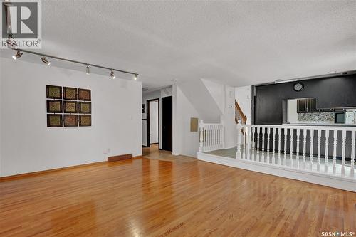 302 Doiron Road N, Regina, SK - Indoor Photo Showing Other Room