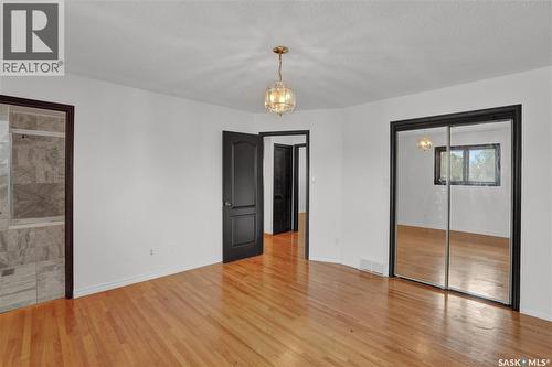 302 Doiron Road N, Regina, SK - Indoor Photo Showing Other Room