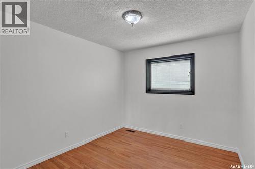 302 Doiron Road N, Regina, SK - Indoor Photo Showing Other Room