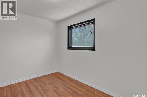 302 Doiron Road N, Regina, SK - Indoor Photo Showing Other Room