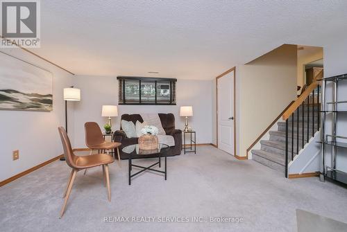 2 Lindridge Avenue, Brampton, ON - Indoor