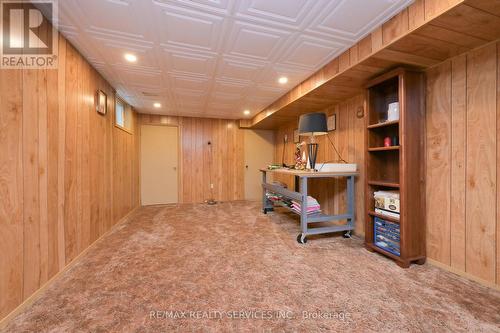 2 Lindridge Avenue, Brampton, ON - Indoor