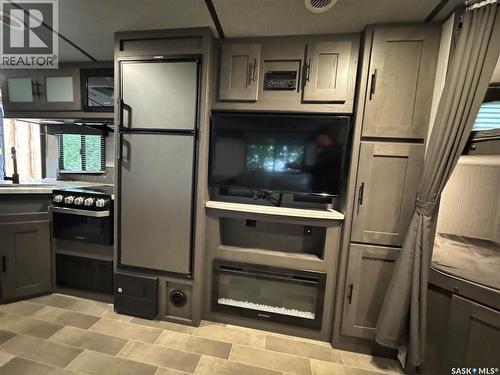 Starview Camp, Cochin, SK - Indoor Photo Showing Kitchen