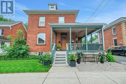 8 NORTH STREET Perth, ON K7H 2S3