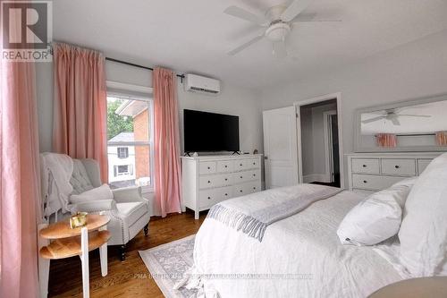 8 North Street, Perth, ON - Indoor Photo Showing Bedroom