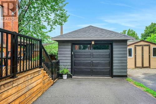 8 North Street, Perth, ON - Outdoor