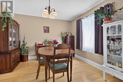 155 Pine St, Sault Ste. Marie, ON - Indoor Photo Showing Dining Room
