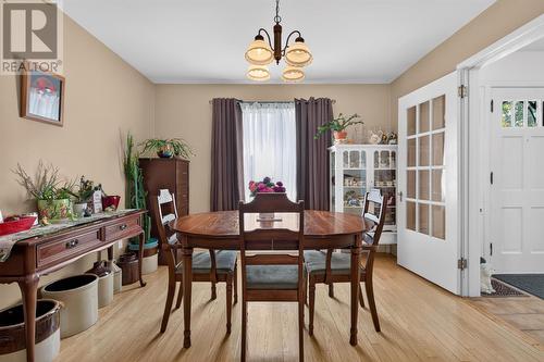 155 Pine St, Sault Ste. Marie, ON - Indoor Photo Showing Dining Room
