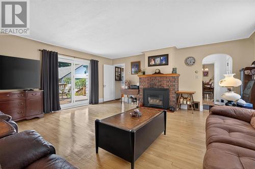 155 Pine St, Sault Ste. Marie, ON - Indoor Photo Showing Living Room With Fireplace