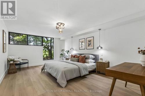 301 - 3900 Yonge Street, Toronto, ON - Indoor Photo Showing Bedroom