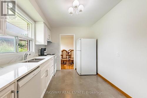 163 Floradale Drive, Mississauga, ON - Indoor Photo Showing Kitchen With Double Sink