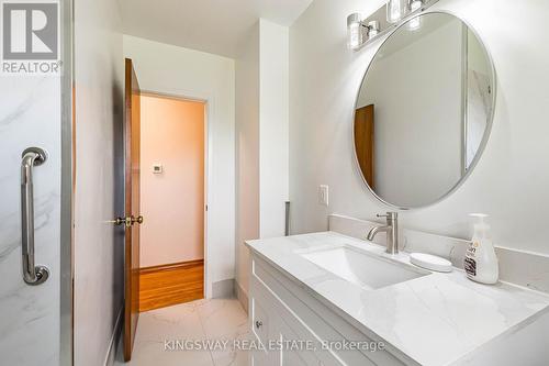 163 Floradale Drive, Mississauga, ON - Indoor Photo Showing Bathroom