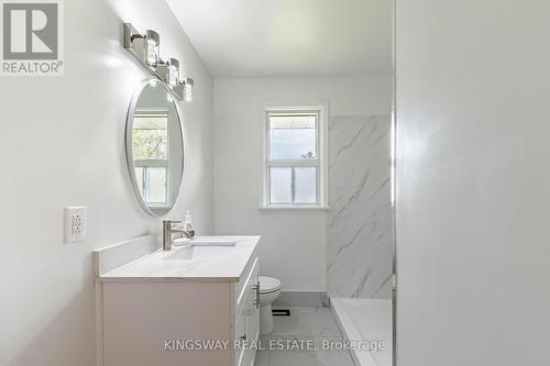 163 Floradale Drive, Mississauga, ON - Indoor Photo Showing Bathroom