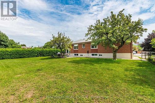 Room for play, garden, inground pool - 163 Floradale Drive, Mississauga, ON - Outdoor