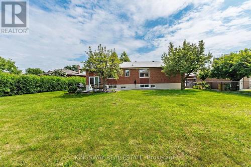 Two Pear Trees - 163 Floradale Drive, Mississauga, ON - Outdoor