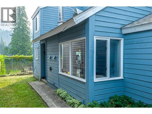 1852 Corbin Place  Revelstoke, BC V0E 2S0