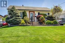 37 ADANAC DRIVE  Toronto, ON M1M 2E5