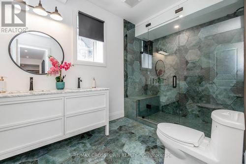 Heated Floors, double sinks - 75 Moonstone Road E, Oro-Medonte, ON - Indoor Photo Showing Bathroom