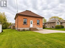 170 QUEEN STREET Kawartha Lakes (Lindsay), ON K9V 1H4