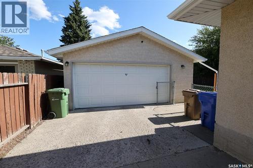 275 Rodenbush Drive, Regina, SK - Outdoor With Exterior