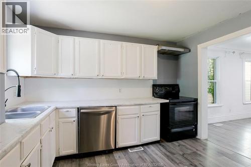 355 Bridge, Windsor, ON - Indoor Photo Showing Kitchen With Double Sink