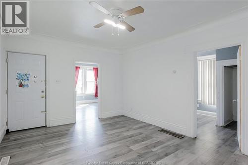 355 Bridge, Windsor, ON - Indoor Photo Showing Other Room