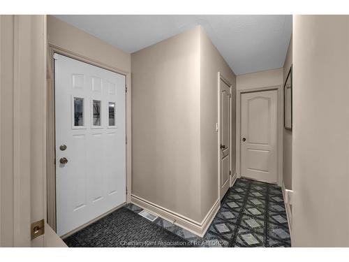19 Campbell Street, Merlin, ON 