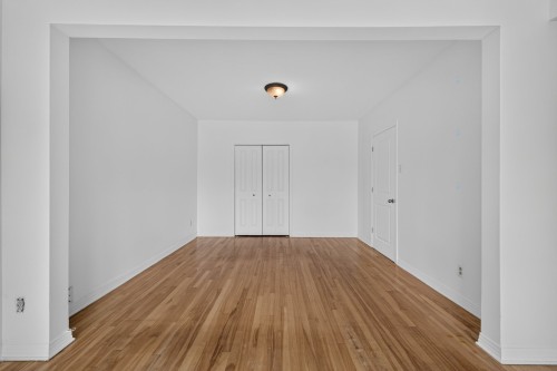 Chambre à coucher - 1-2459 Av. Dollard, Montréal (Lasalle), QC - Indoor Photo Showing Other Room