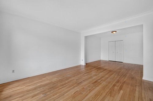 Salon - 1-2459 Av. Dollard, Montréal (Lasalle), QC - Indoor Photo Showing Other Room