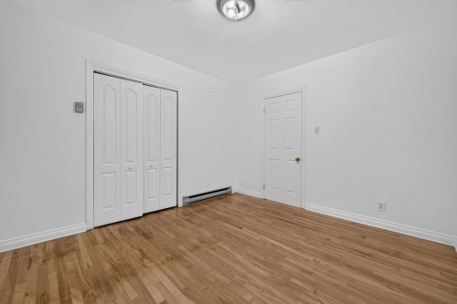 Chambre à coucher - 3-2459 Av. Dollard, Montréal (Lasalle), QC - Indoor Photo Showing Other Room