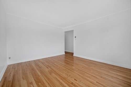 Salon - 3-2459 Av. Dollard, Montréal (Lasalle), QC - Indoor Photo Showing Other Room