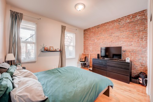 Master Bedroom - 1228 Rue Ropery, Montréal (Le Sud-Ouest), QC - Indoor Photo Showing Bedroom