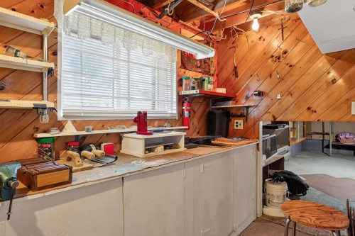 Atelier - 5300 Rue De Champagne, Trois-Rivières, QC - Indoor